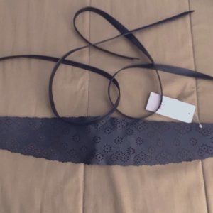 Black imitation leather wrap belt, size M/L